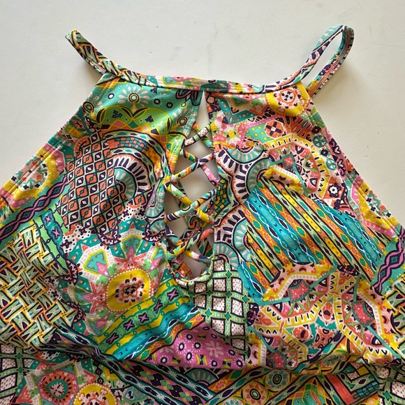 Colorful Patterned Tankini Set - Picture 3 of 8